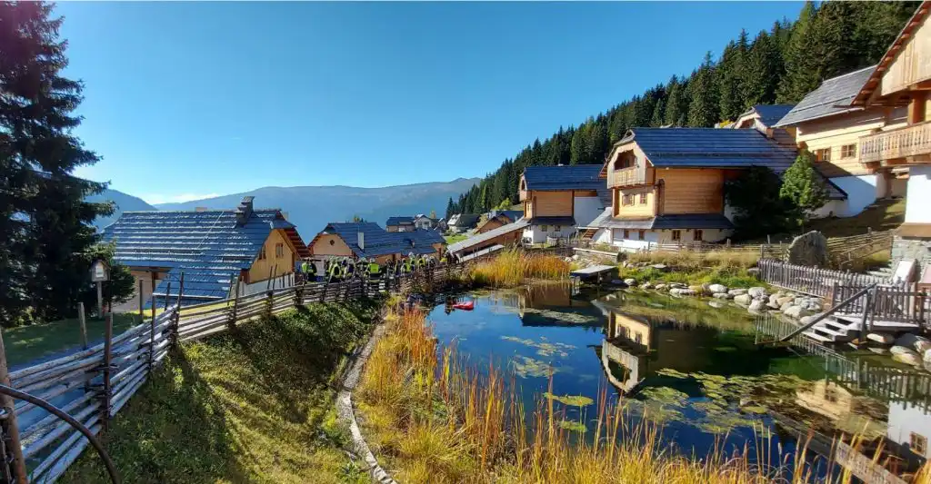 Herbstübung mit Unterstützung der Jugendfeuerwehr am 24.10.2021 im Almdorf Seinerzeit
