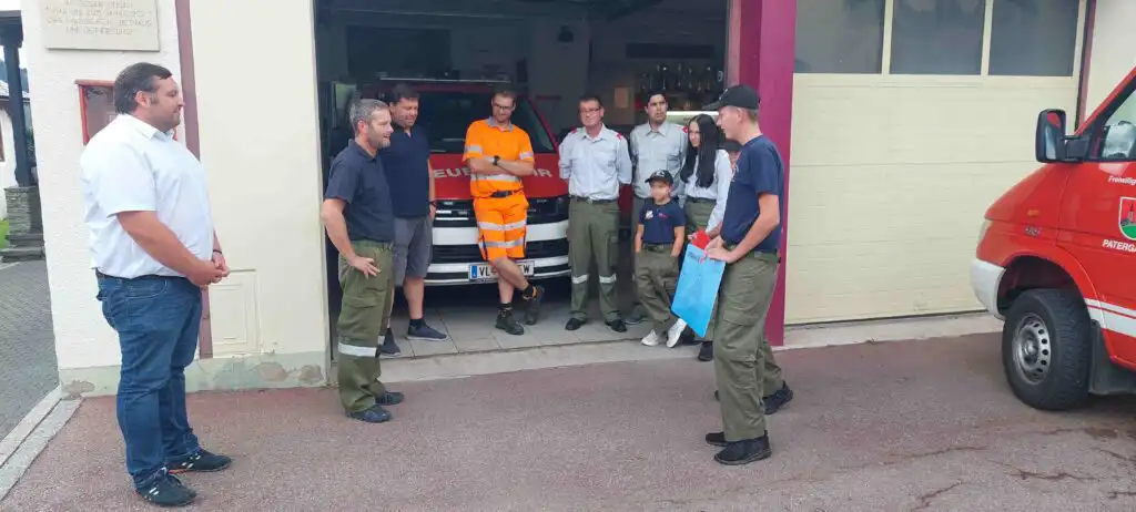 Geldübergabe der Jugendfeuerwehr Patergassen