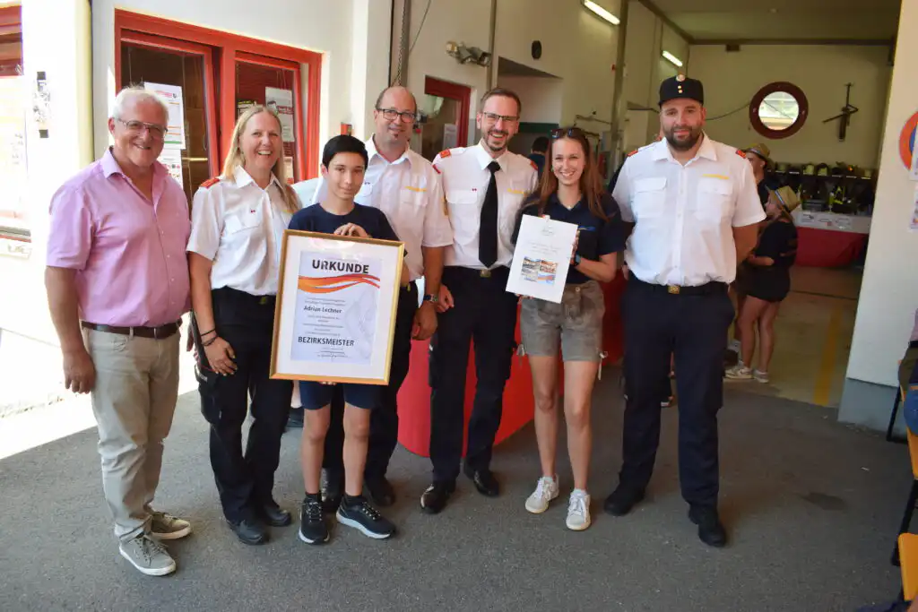 Urkundenverleihung beim Feuerwehrfest in Patergassen